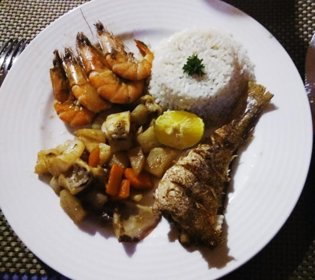 Chez Medzo Et Patou Hotel Popenguine Екстериор снимка