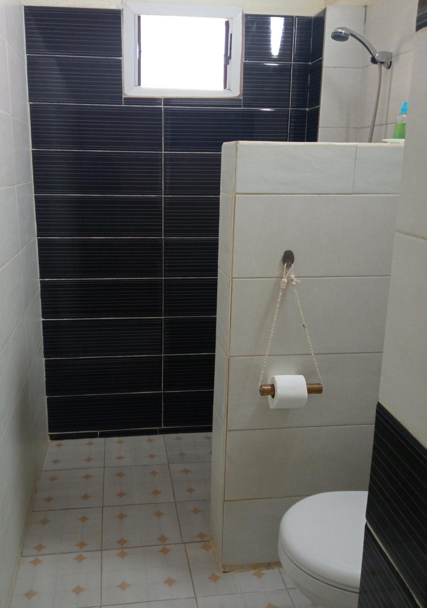 Chez Medzo Et Patou Hotel Popenguine Екстериор снимка